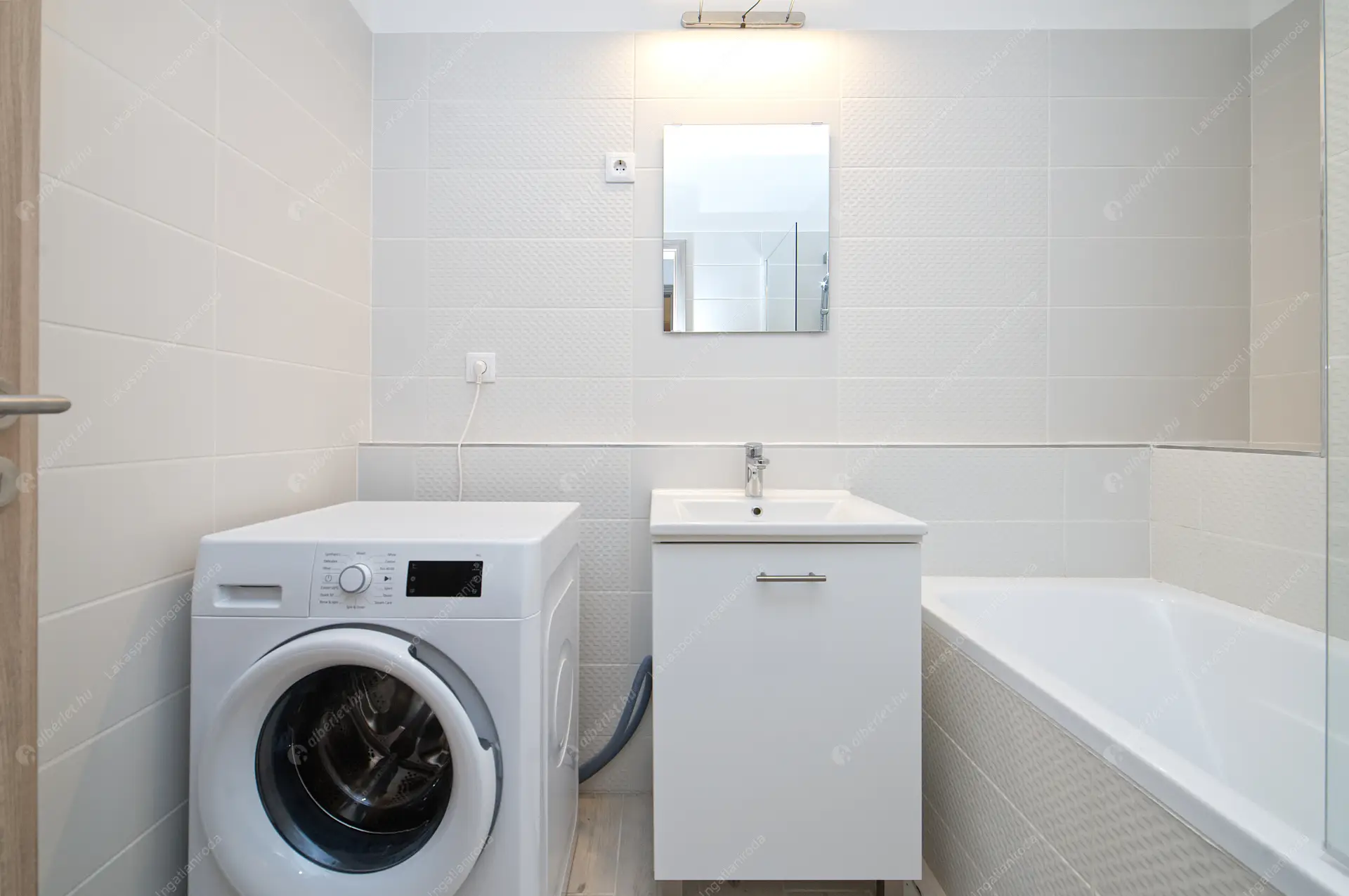 Kiadó albérlet 280000 Ft/hó áron: Budapest, XIII. kerület  Szabolcs utca. Mérete: 43 nm, 2 szobás | Alberlet.hu - 6602474