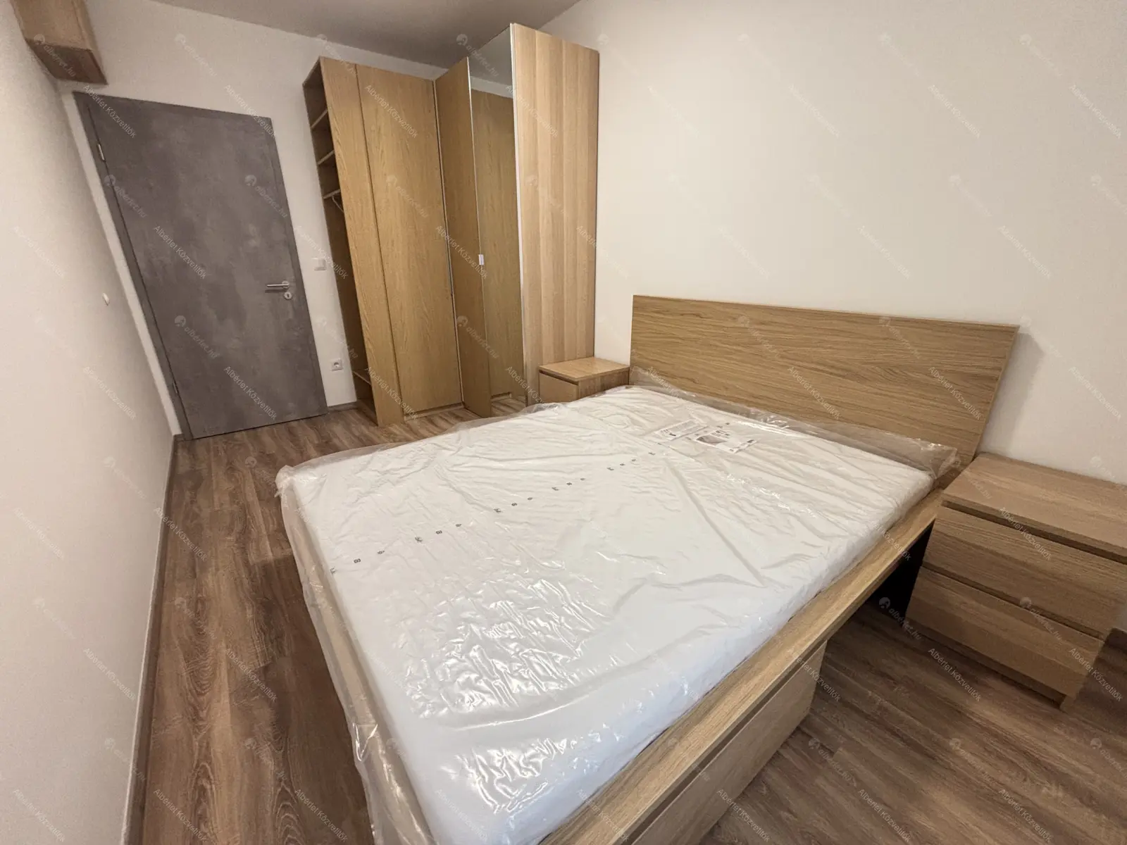 Kiadó albérlet 280000 Ft/hó áron: Budapest, XIII. kerület  Szabolcs utca. Mérete: 43 nm, 1 szobás | Alberlet.hu - 6689338