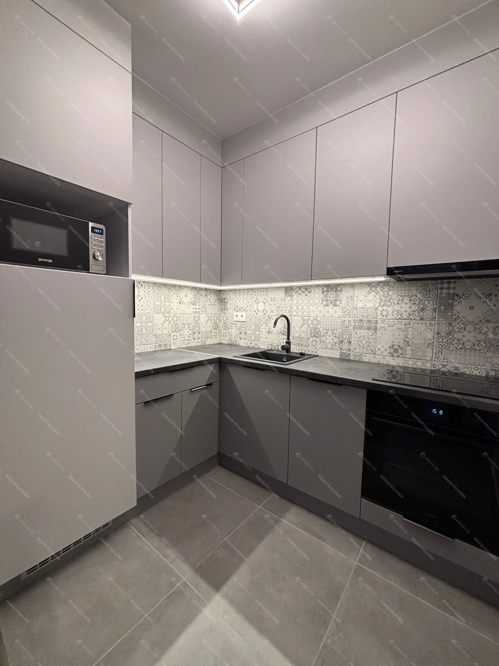 Kiadó albérlet 280000 Ft/hó áron: Budapest, XIII. kerület  Szabolcs utca. Mérete: 43 nm, 1 szobás | Alberlet.hu - 6689345