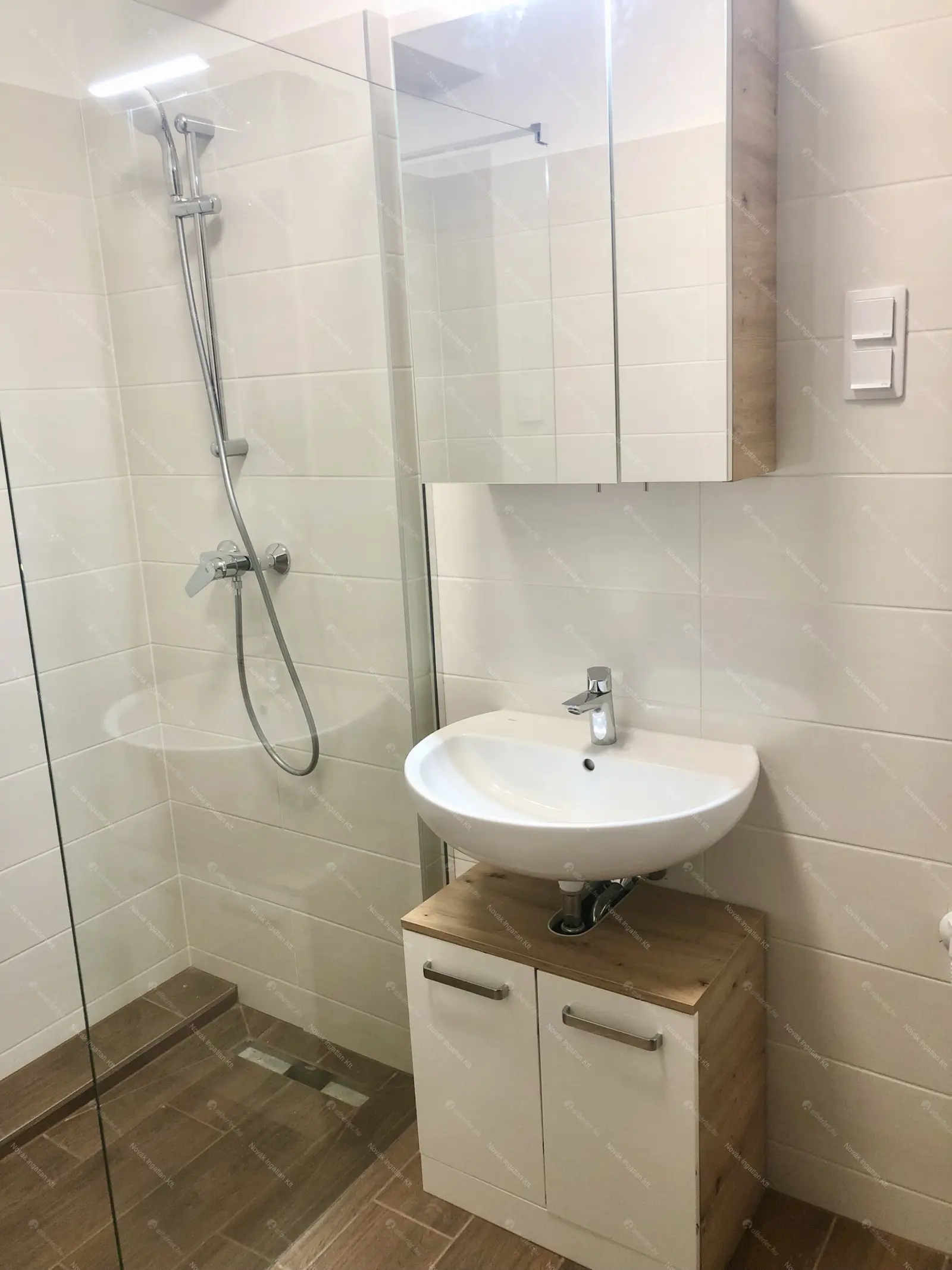 Kiadó albérlet 320000 Ft/hó áron: Budapest, XIII. kerület  Szabolcs utca. Mérete: 44 nm, 2 szobás | Alberlet.hu - 6706354