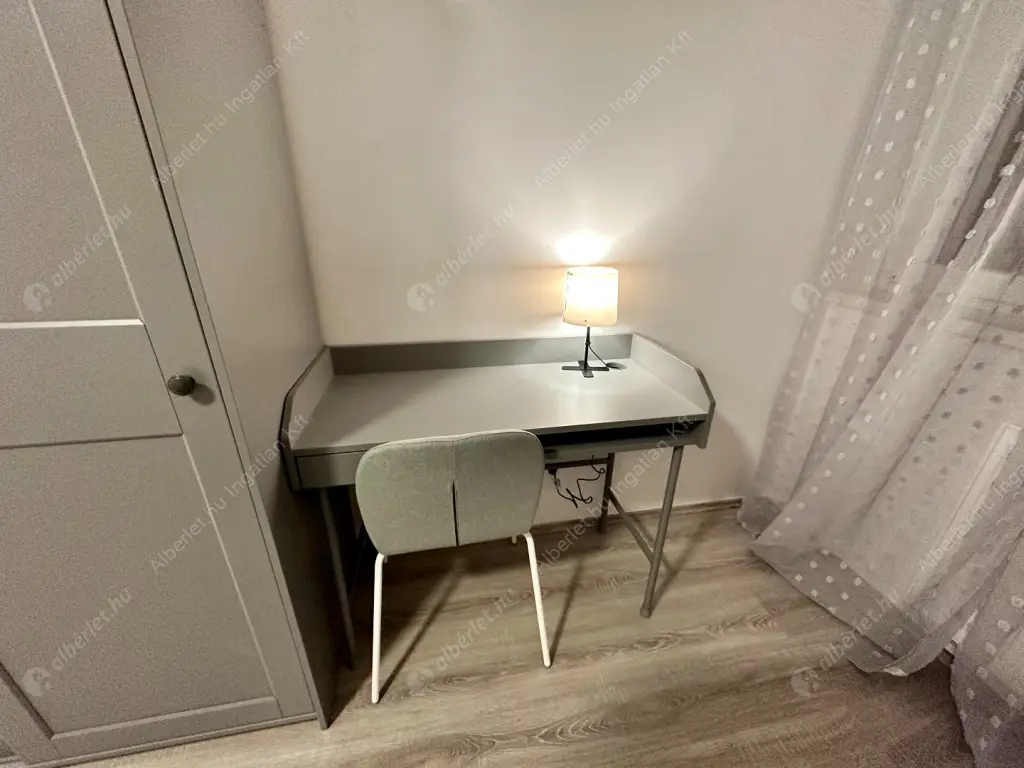 Kiadó albérlet 290000 Ft/hó áron: Budapest, XIII. kerület  Szabolcs utca. Mérete: 45 nm, 2 szobás | Alberlet.hu - 6602814