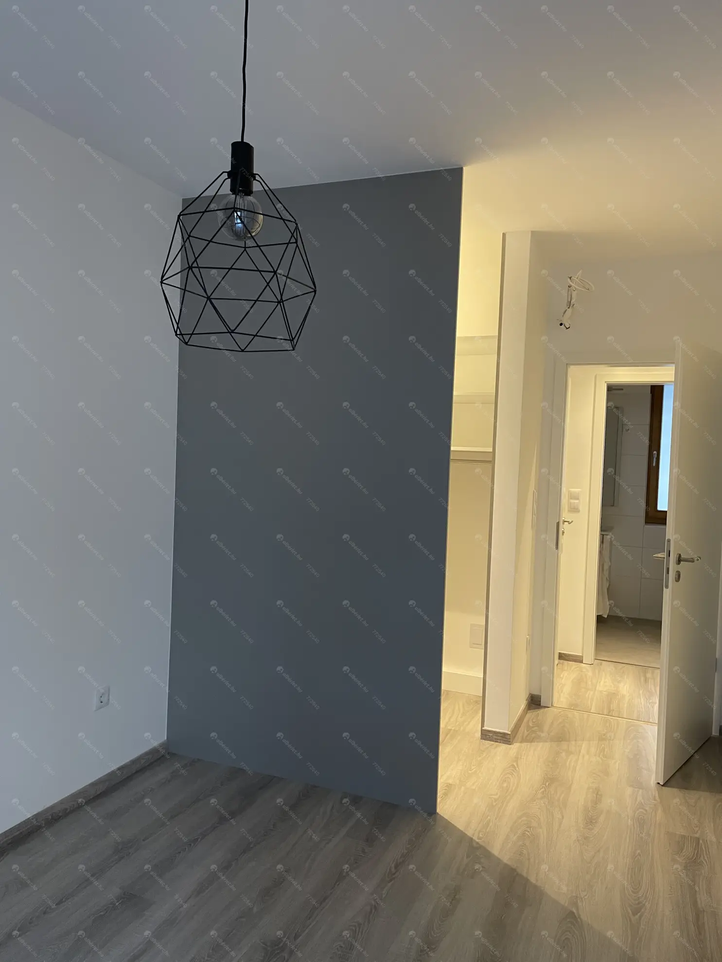 Kiadó albérlet 270000 Ft/hó áron: Budapest, XIII. kerület  Szabolcs utca. Mérete: 45 nm, 2 szobás | Alberlet.hu - 6612006