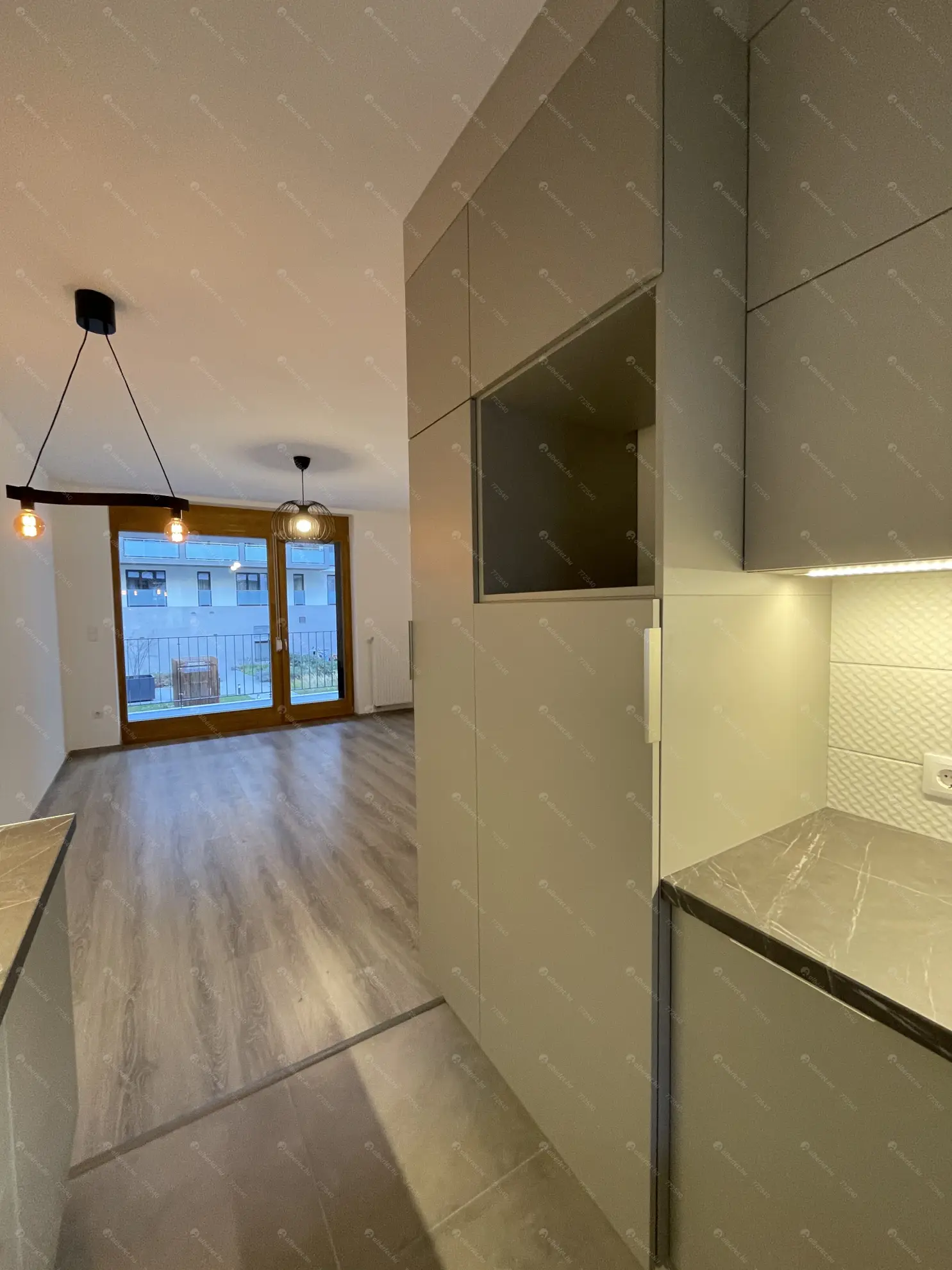 Kiadó albérlet 270000 Ft/hó áron: Budapest, XIII. kerület  Szabolcs utca. Mérete: 45 nm, 2 szobás | Alberlet.hu - 6612017