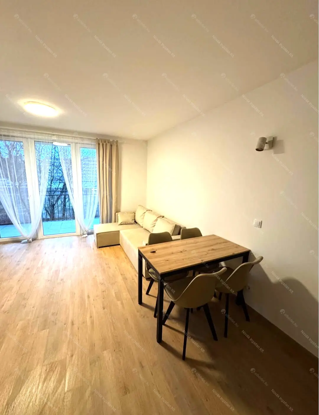 Kiadó albérlet 330000 Ft/hó áron: Budapest, XIII. kerület  Szabolcs utca. Mérete: 46 nm, 2 szobás | Alberlet.hu - 6646875