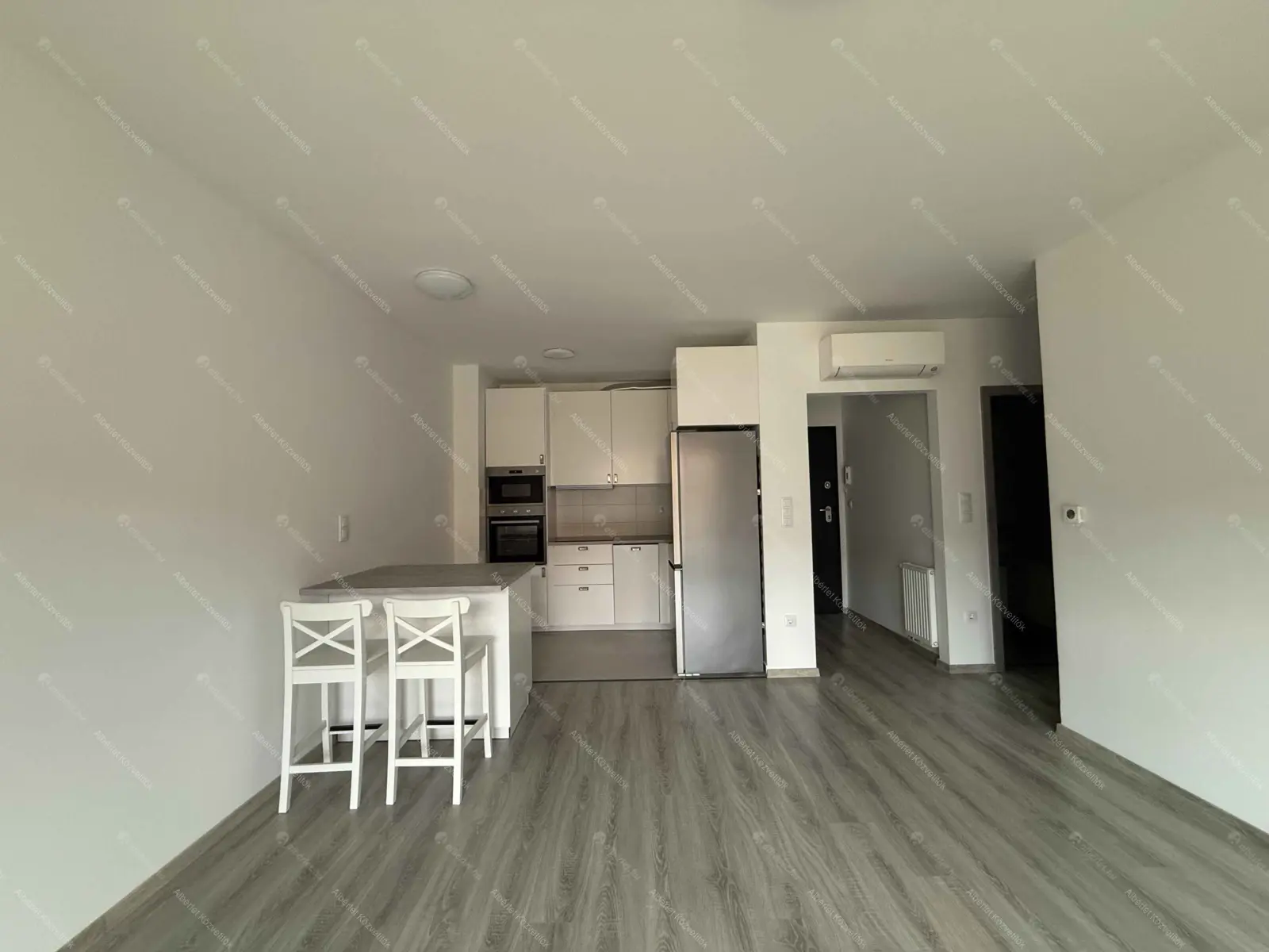 Kiadó albérlet 270000 Ft/hó áron: Budapest, XIII. kerület  Szabolcs utca. Mérete: 46 nm, 2 szobás | Alberlet.hu - 6702024