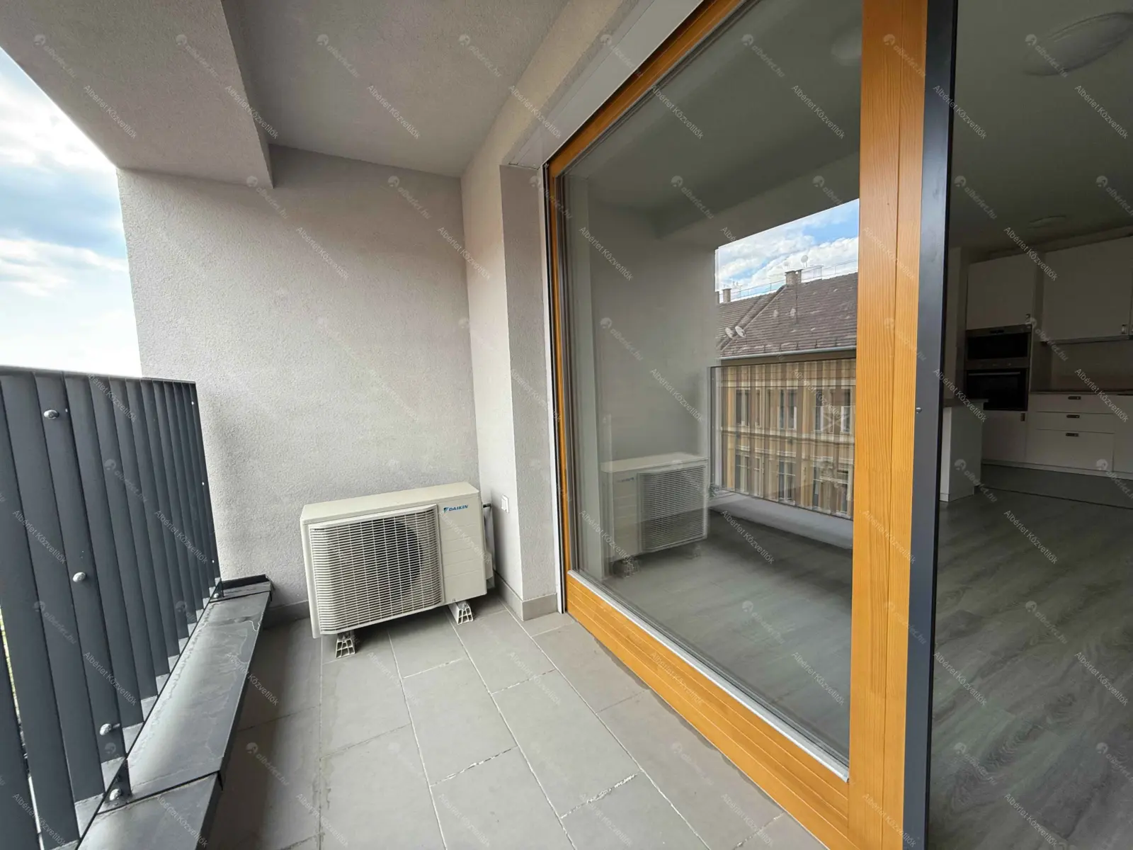 Kiadó albérlet 270000 Ft/hó áron: Budapest, XIII. kerület  Szabolcs utca. Mérete: 46 nm, 2 szobás | Alberlet.hu - 6702032