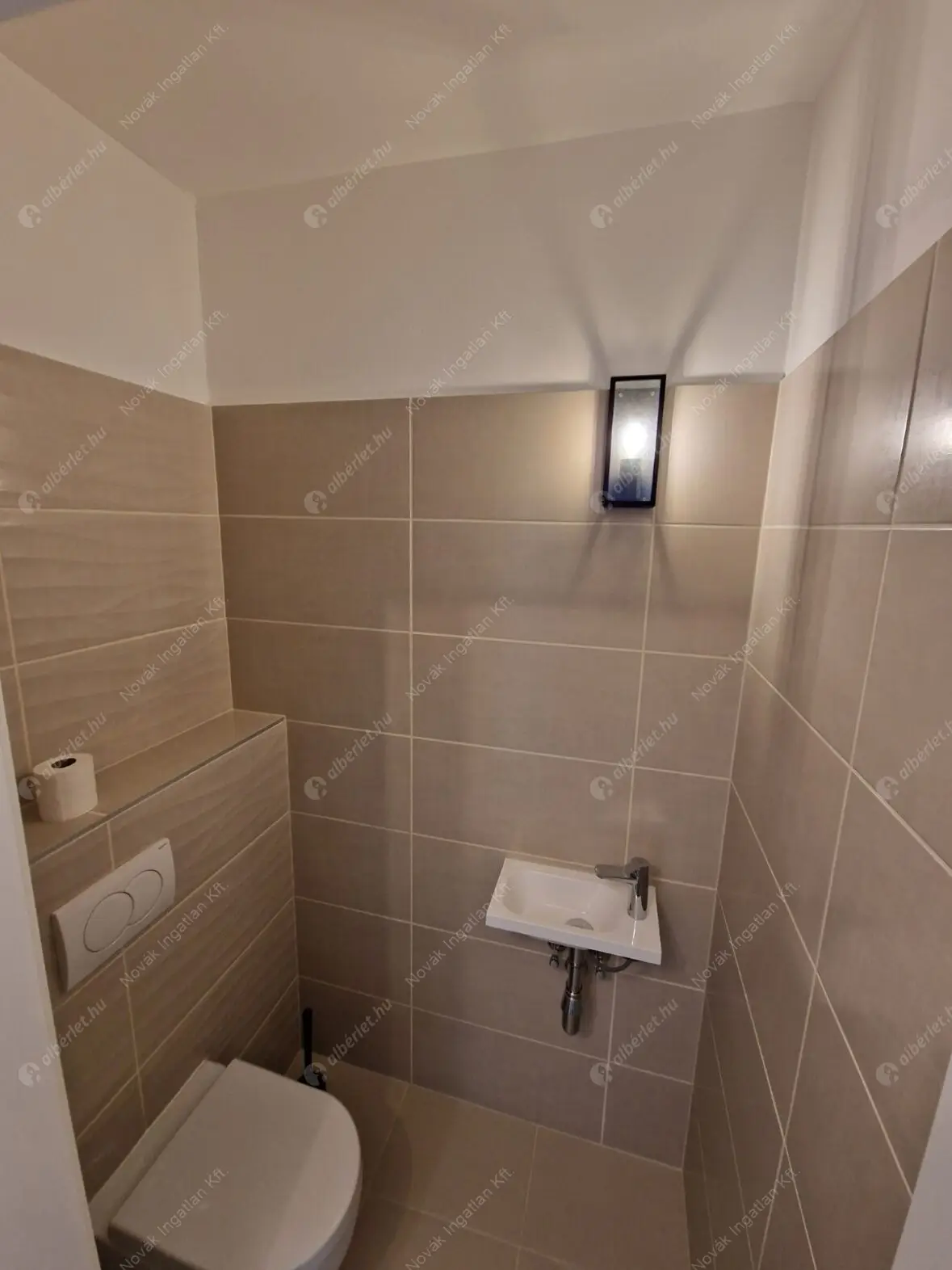 Kiadó albérlet 290000 Ft/hó áron: Budapest, XIII. kerület  Szabolcs utca. Mérete: 47 nm, 2 szobás | Alberlet.hu - 6575321