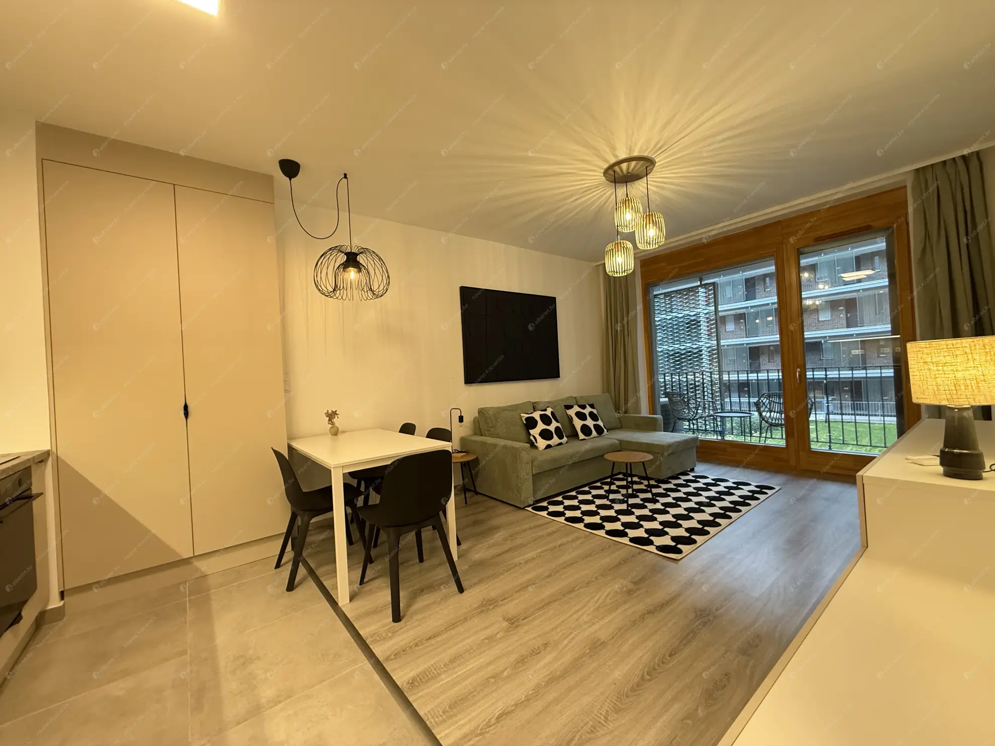 Kiadó albérlet 300000 Ft/hó áron: Budapest, XIII. kerület  Szabolcs utca. Mérete: 47 nm, 1 szobás | Alberlet.hu - 6589446