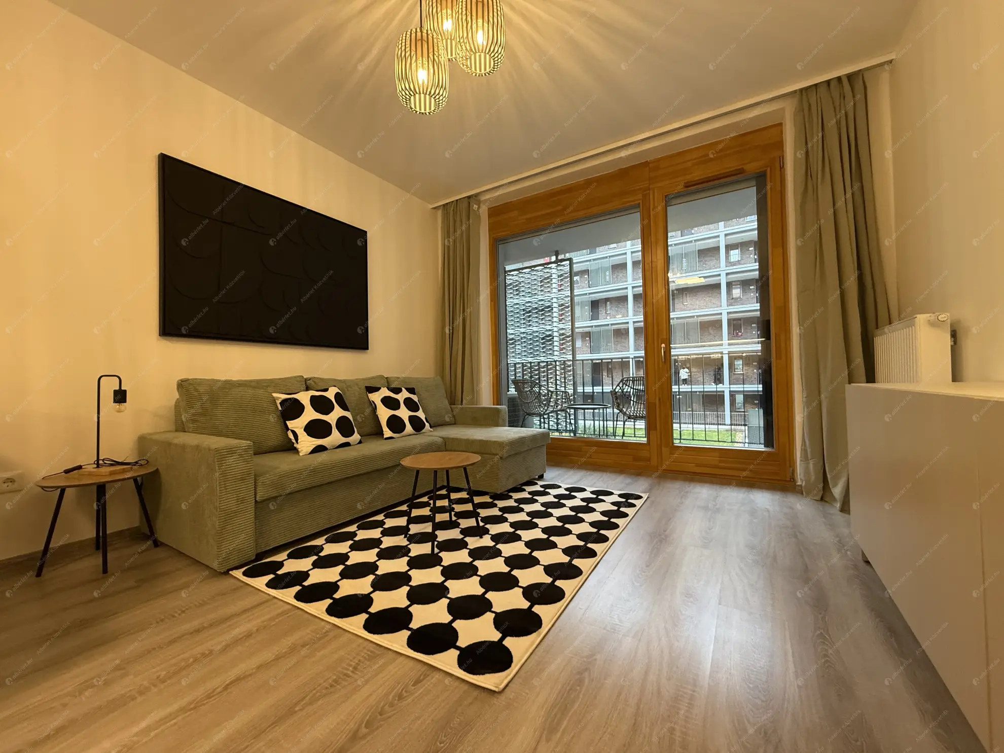 Kiadó albérlet 300000 Ft/hó áron: Budapest, XIII. kerület  Szabolcs utca. Mérete: 47 nm, 1 szobás | Alberlet.hu - 6589454