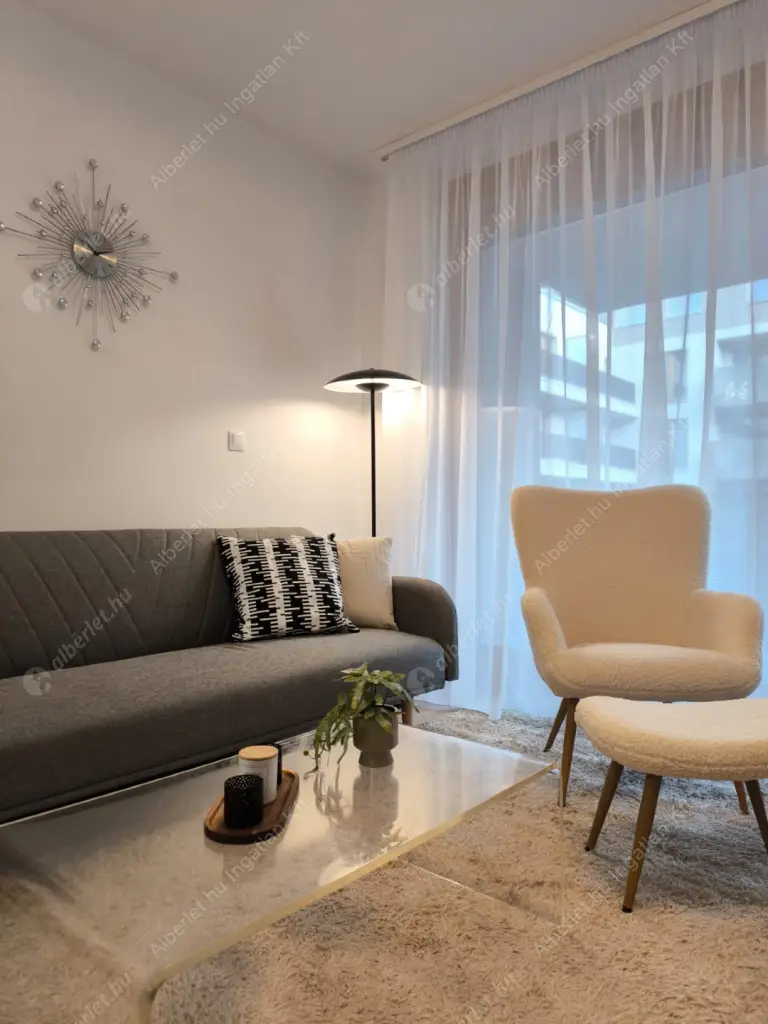 Kiadó albérlet 350000 Ft/hó áron: Budapest, XIII. kerület  Szabolcs utca. Mérete: 47 nm, 2 szobás | Alberlet.hu - 6596036