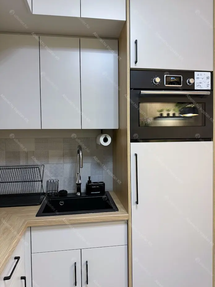 Kiadó albérlet 290000 Ft/hó áron: Budapest, XIII. kerület  Szabolcs utca. Mérete: 47 nm, 2 szobás | Alberlet.hu - 6665159