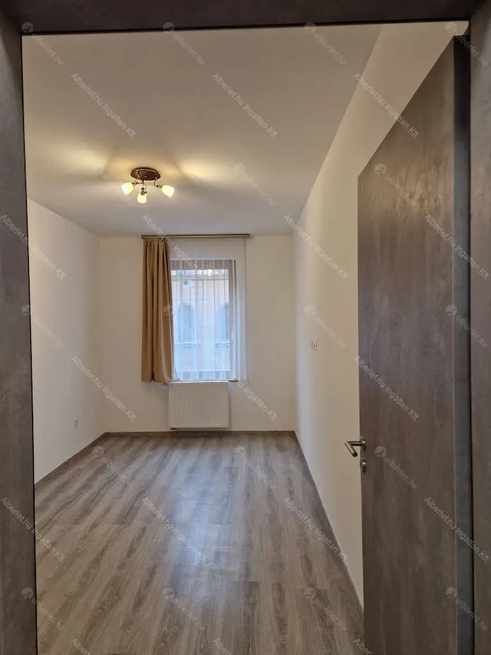 Kiadó albérlet 290000 Ft/hó áron: Budapest, XIII. kerület  Szabolcs utca. Mérete: 47 nm, 2 szobás | Alberlet.hu - 6665167