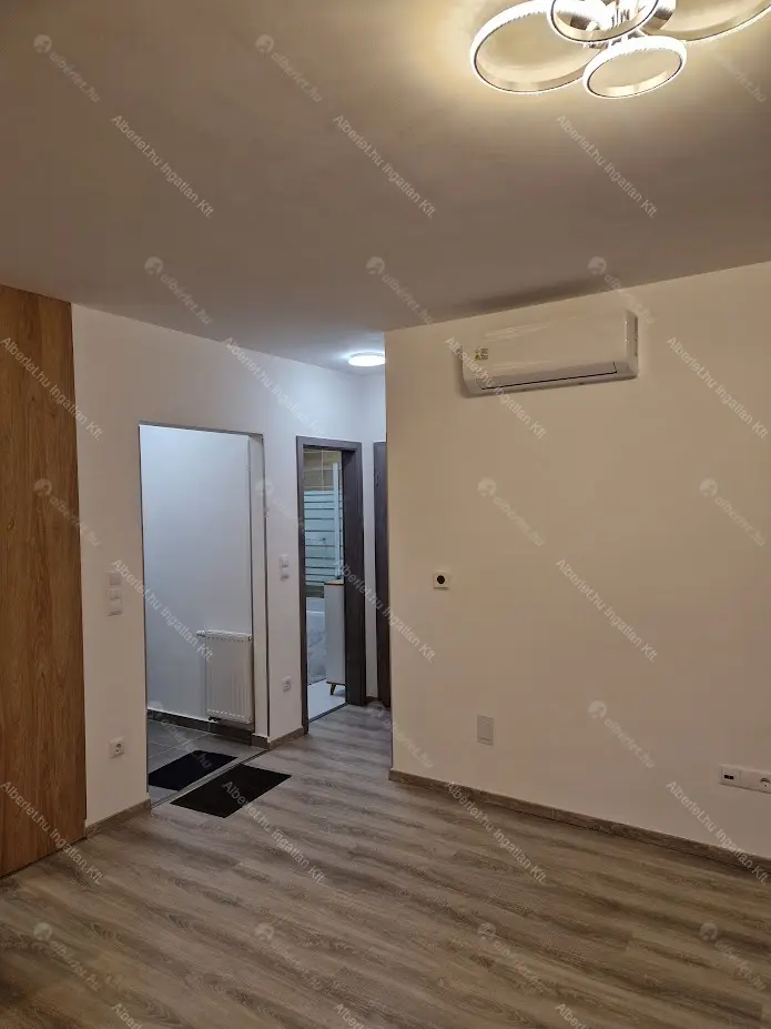 Kiadó albérlet 290000 Ft/hó áron: Budapest, XIII. kerület  Szabolcs utca. Mérete: 47 nm, 2 szobás | Alberlet.hu - 6665169