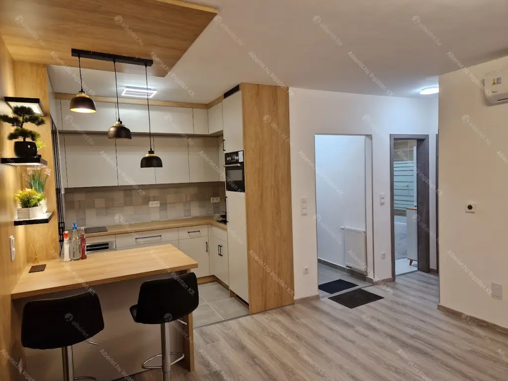 Kiadó albérlet 290000 Ft/hó áron: Budapest, XIII. kerület  Szabolcs utca. Mérete: 47 nm, 2 szobás | Alberlet.hu - 6665170