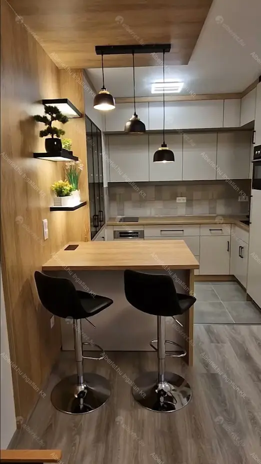 Kiadó albérlet 290000 Ft/hó áron: Budapest, XIII. kerület  Szabolcs utca. Mérete: 47 nm, 2 szobás | Alberlet.hu - 6665176