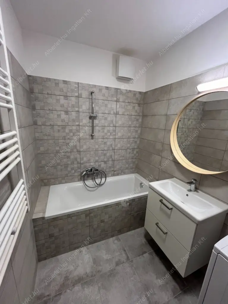 Kiadó albérlet 350000 Ft/hó áron: Budapest, XIII. kerület  Szabolcs utca. Mérete: 52 nm, 2 szobás | Alberlet.hu - 6624064