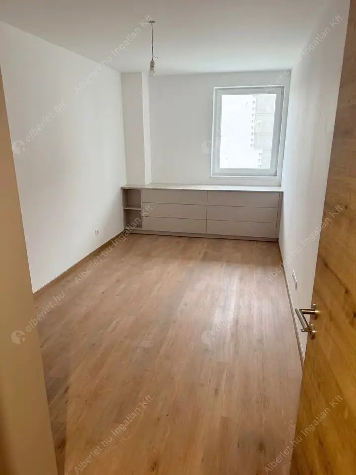 Kiadó albérlet 320000 Ft/hó áron: Budapest, XIII. kerület  Szabolcs utca. Mérete: 53 nm, 2 szobás | Alberlet.hu - 6636723
