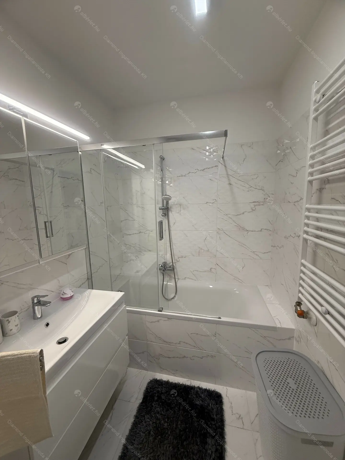 Kiadó albérlet 310000 Ft/hó áron: Budapest, XIII. kerület  Szabolcs utca. Mérete: 54 nm, 2 szobás | Alberlet.hu - 6475556