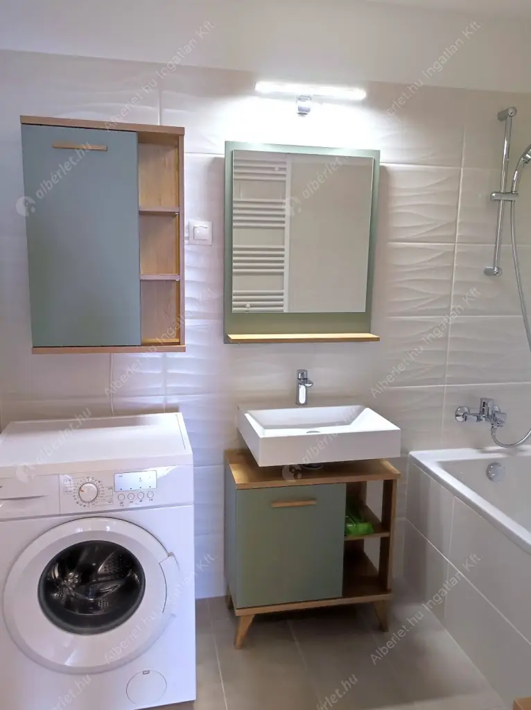 Kiadó albérlet 330000 Ft/hó áron: Budapest, XIII. kerület  Szabolcs utca. Mérete: 54 nm, 2 szobás | Alberlet.hu - 6613593