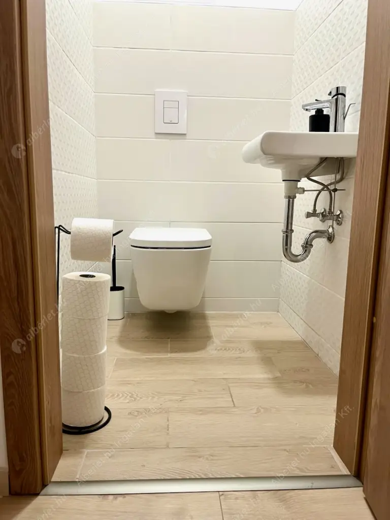 Kiadó albérlet 319000 Ft/hó áron: Budapest, XIII. kerület  Szabolcs utca. Mérete: 55 nm, 2 szobás | Alberlet.hu - 6586507