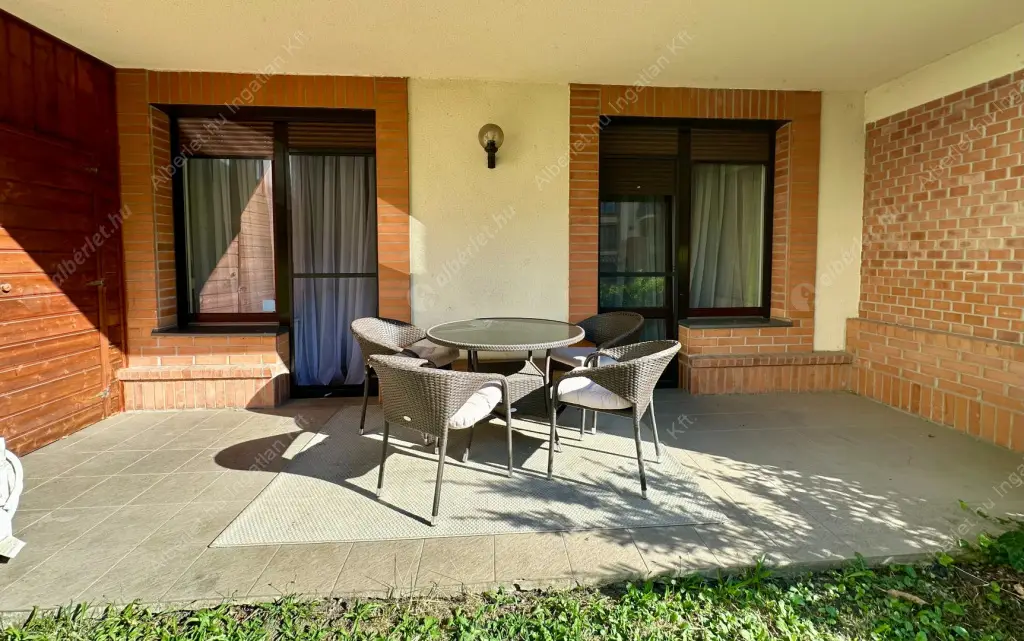 Kiadó albérlet 360000 Ft/hó áron: Budapest, XIII. kerület  Szabolcs utca. Mérete: 68 nm, 2 szobás | Alberlet.hu - 6596532