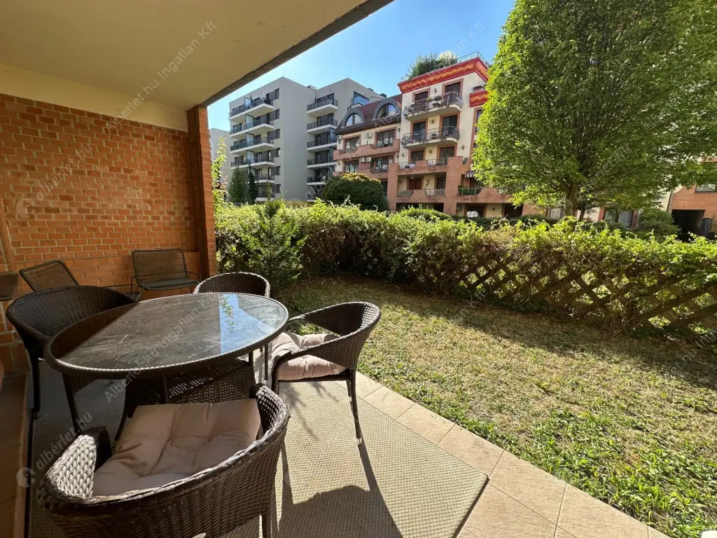 Kiadó albérlet 360000 Ft/hó áron: Budapest, XIII. kerület  Szabolcs utca. Mérete: 68 nm, 2 szobás | Alberlet.hu - 6596538