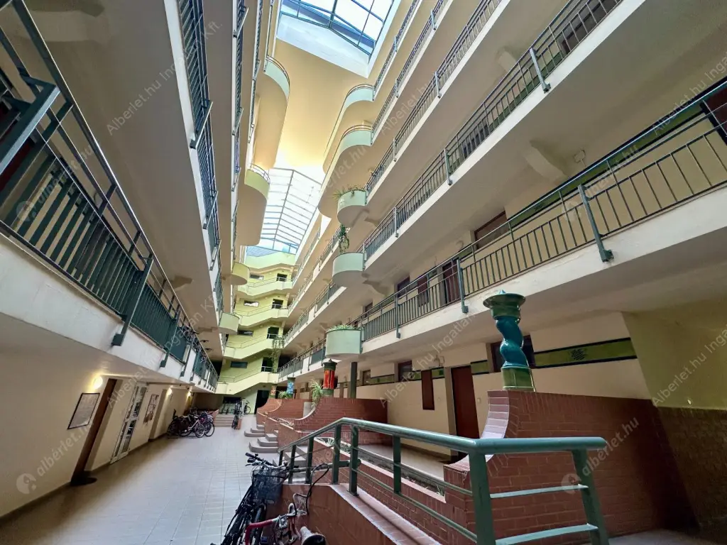 Kiadó albérlet 360000 Ft/hó áron: Budapest, XIII. kerület  Szabolcs utca. Mérete: 68 nm, 2 szobás | Alberlet.hu - 6596548