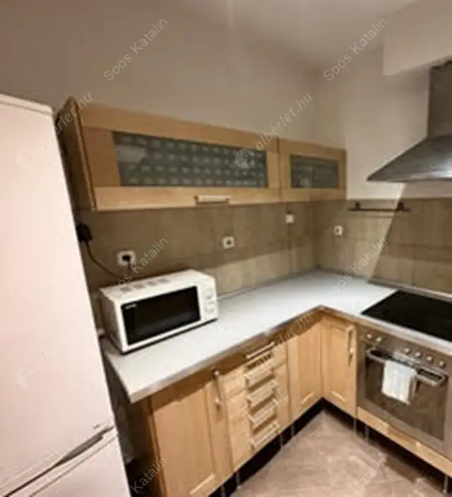 Kiadó albérlet 360000 Ft/hó áron: Budapest, XIII. kerület  Szabolcs utca. Mérete: 68 nm, 2 szobás | Alberlet.hu - 6597854