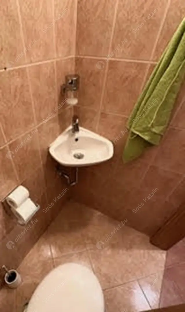 Kiadó albérlet 360000 Ft/hó áron: Budapest, XIII. kerület  Szabolcs utca. Mérete: 68 nm, 2 szobás | Alberlet.hu - 6597856