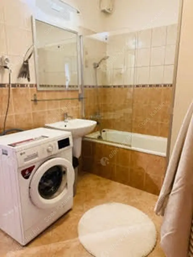 Kiadó albérlet 360000 Ft/hó áron: Budapest, XIII. kerület  Szabolcs utca. Mérete: 68 nm, 2 szobás | Alberlet.hu - 6597857