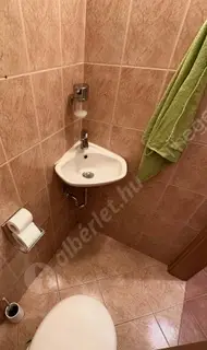 Kiadó albérlet 360000 Ft/hó áron: Budapest, XIII. kerület  Szabolcs utca. Mérete: 68 nm, 3 szobás | Alberlet.hu - 6599116