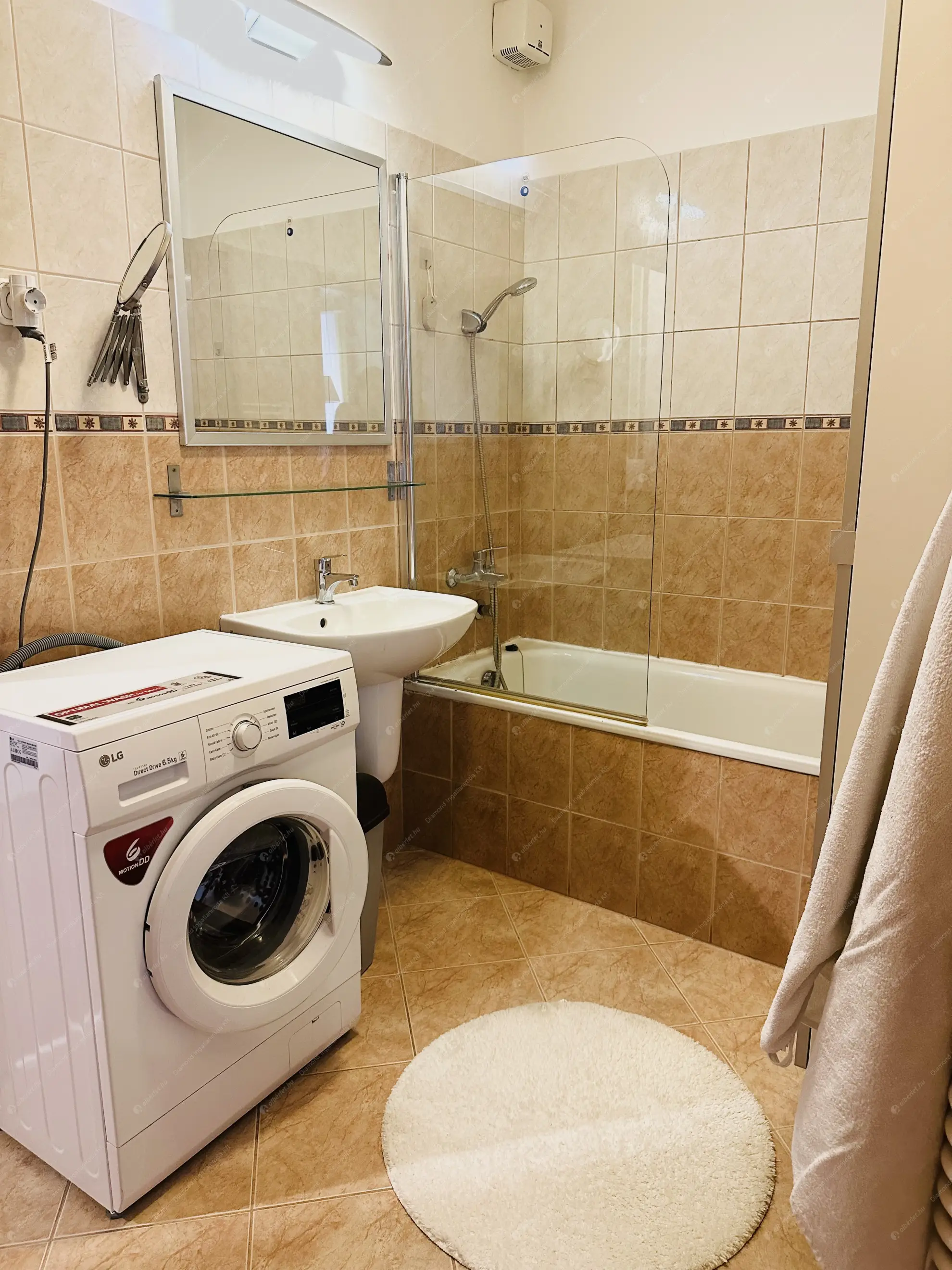 Kiadó albérlet 360000 Ft/hó áron: Budapest, XIII. kerület  Szabolcs utca. Mérete: 68 nm, 3 szobás | Alberlet.hu - 6604441