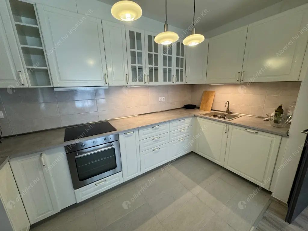 Kiadó albérlet 425000 Ft/hó áron: Budapest, XIII. kerület  Szabolcs utca. Mérete: 82 nm, 3 szobás | Alberlet.hu - 6564294