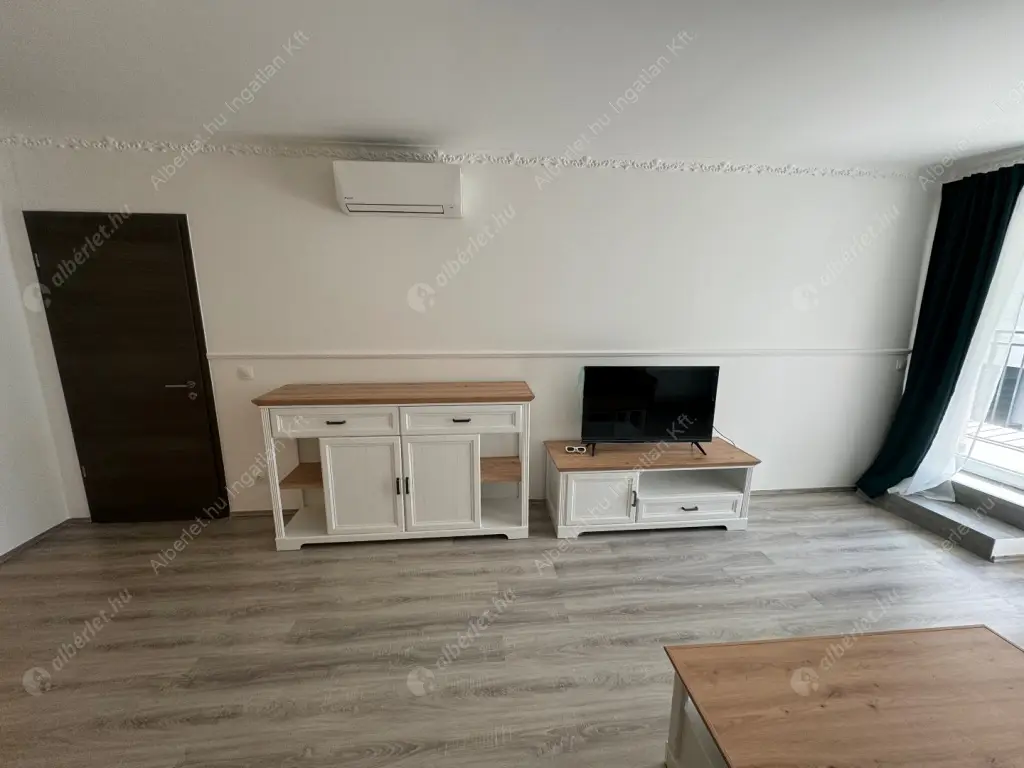 Kiadó albérlet 425000 Ft/hó áron: Budapest, XIII. kerület  Szabolcs utca. Mérete: 82 nm, 3 szobás | Alberlet.hu - 6564302