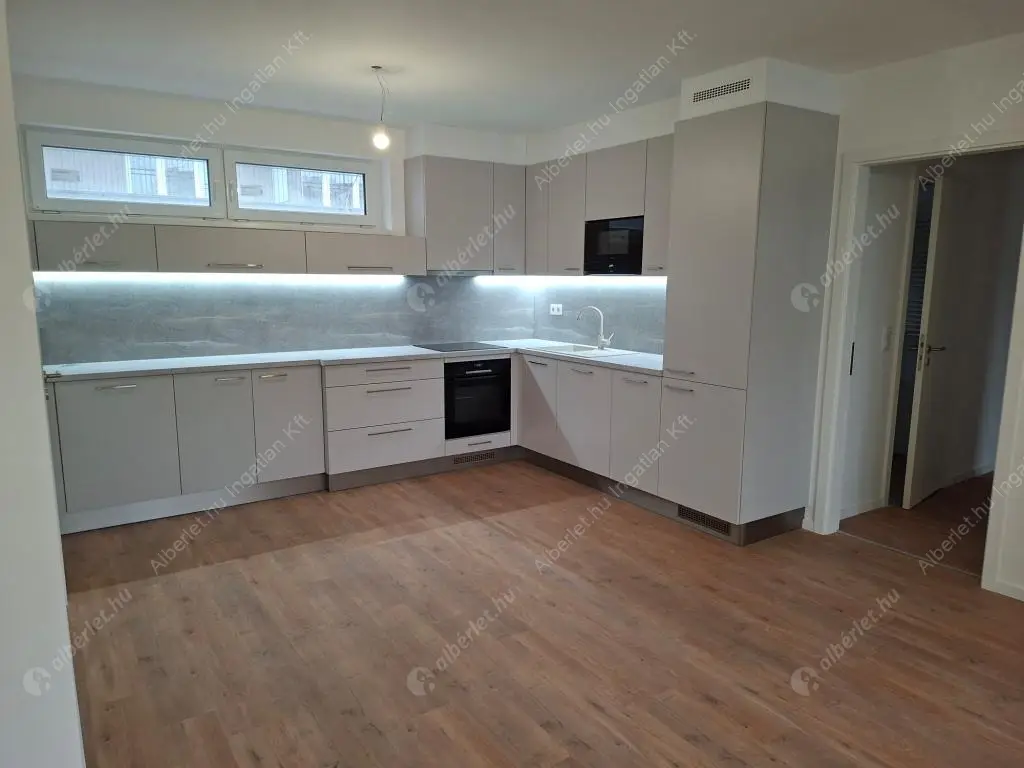 Kiadó albérlet 640000 Ft/hó áron: Budapest, XIII. kerület  Szabolcs utca. Mérete: 82 nm, 4 szobás | Alberlet.hu - 6586450