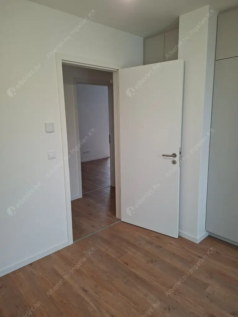 Kiadó albérlet 610000 Ft/hó áron: Budapest, XIII. kerület  Szabolcs utca. Mérete: 82 nm, 4 szobás | Alberlet.hu - 6591700
