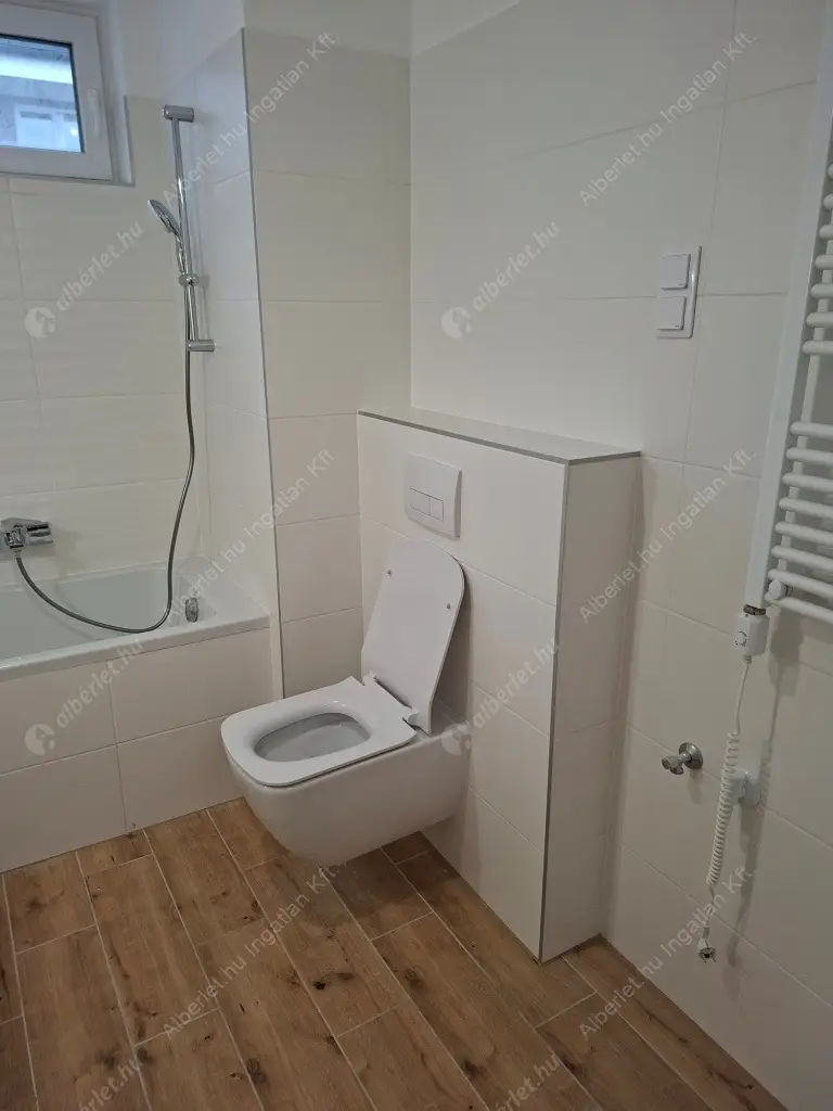 Kiadó albérlet 610000 Ft/hó áron: Budapest, XIII. kerület  Szabolcs utca. Mérete: 82 nm, 4 szobás | Alberlet.hu - 6591707