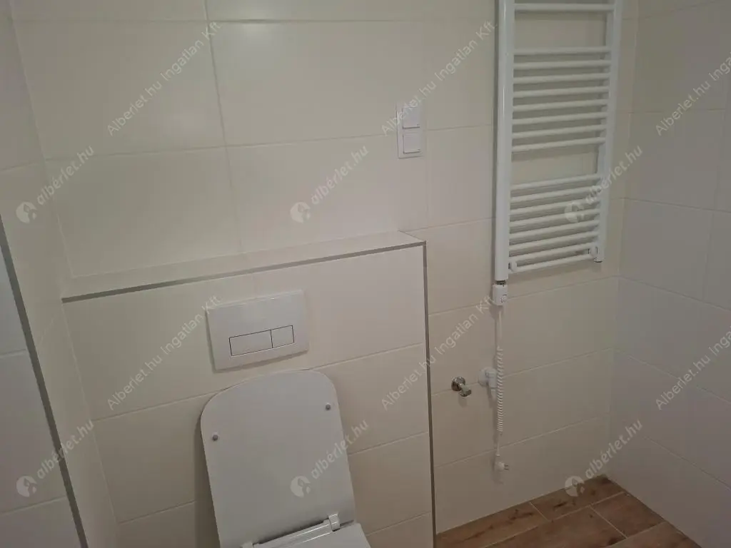 Kiadó albérlet 610000 Ft/hó áron: Budapest, XIII. kerület  Szabolcs utca. Mérete: 82 nm, 4 szobás | Alberlet.hu - 6591709