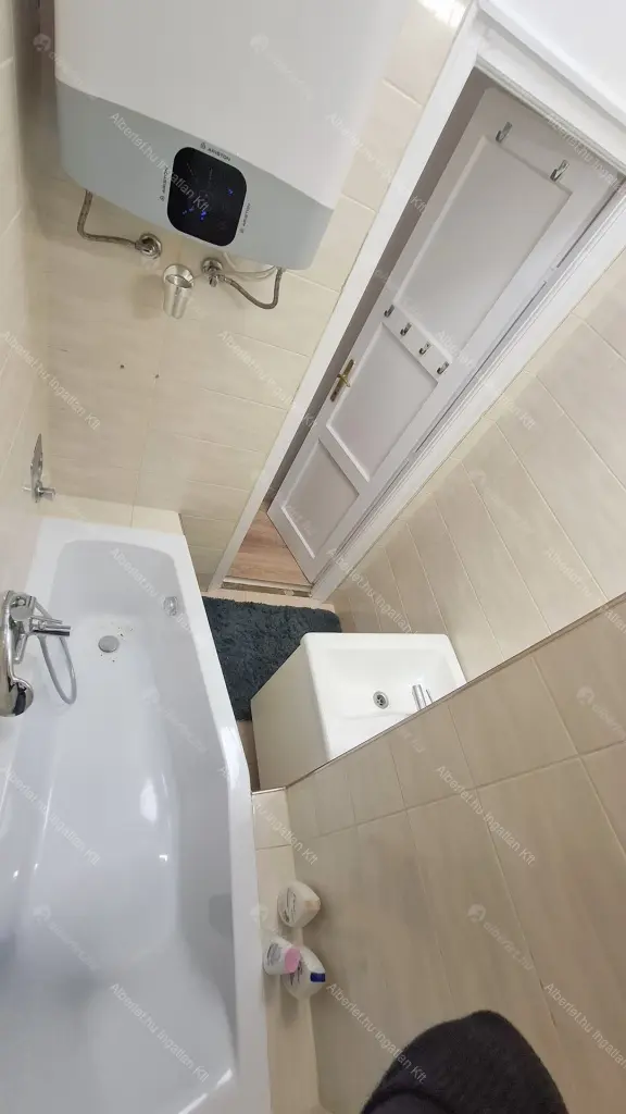 Kiadó albérlet 250000 Ft/hó áron: Budapest, XIII. kerület  Szegedi út. Mérete: 42 nm, 1 szobás | Alberlet.hu - 6693203