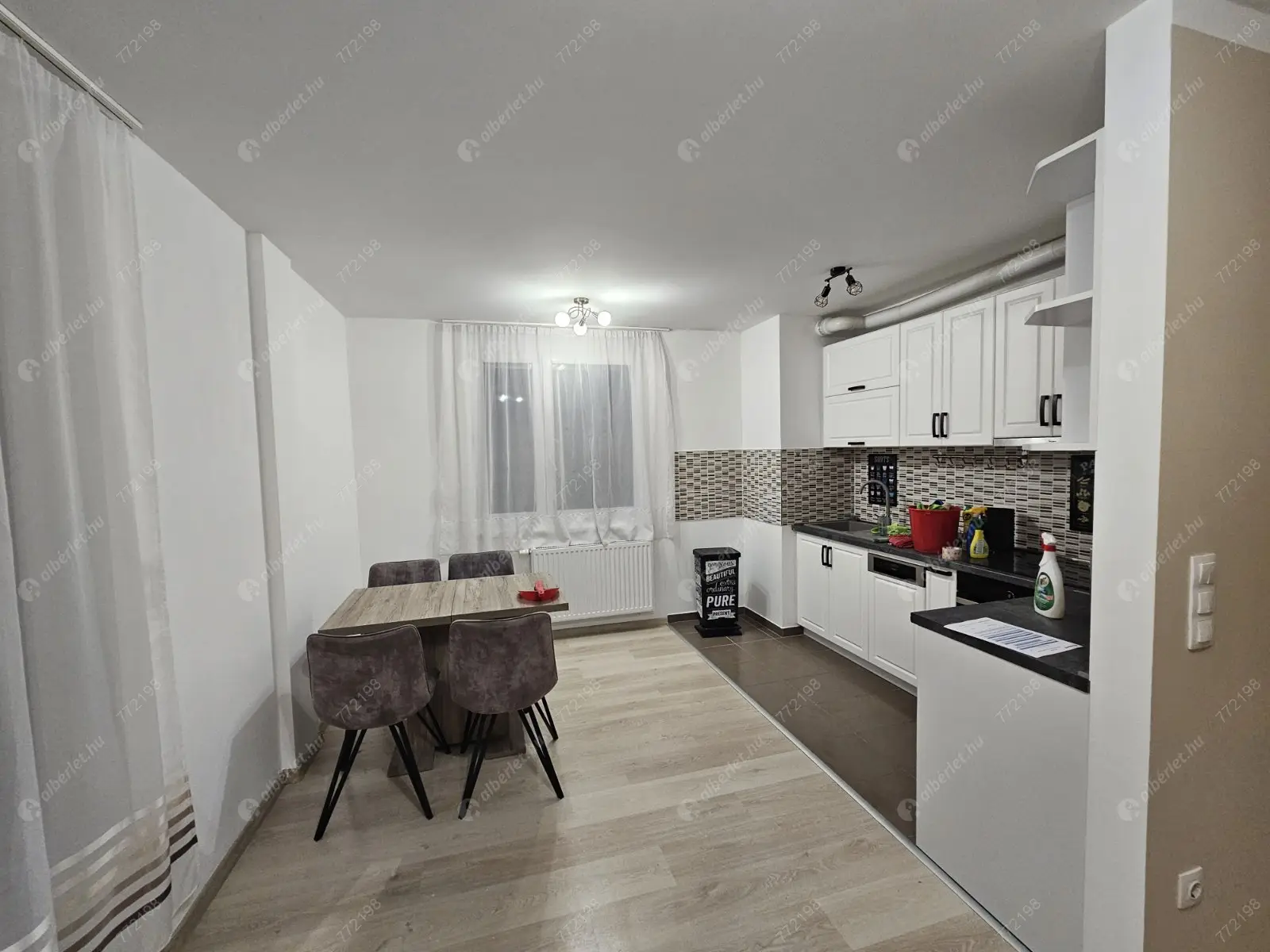 Kiadó albérlet 280000 Ft/hó áron: Budapest, XIII. kerület  Szegedi út. Mérete: 45 nm, 2 szobás | Alberlet.hu - 6608420