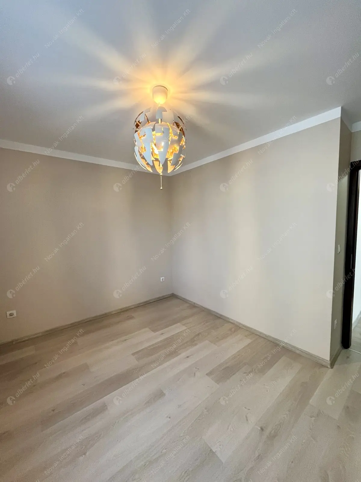 Kiadó albérlet 280000 Ft/hó áron: Budapest, XIII. kerület  Szegedi út. Mérete: 45 nm, 2 szobás | Alberlet.hu - 6620645