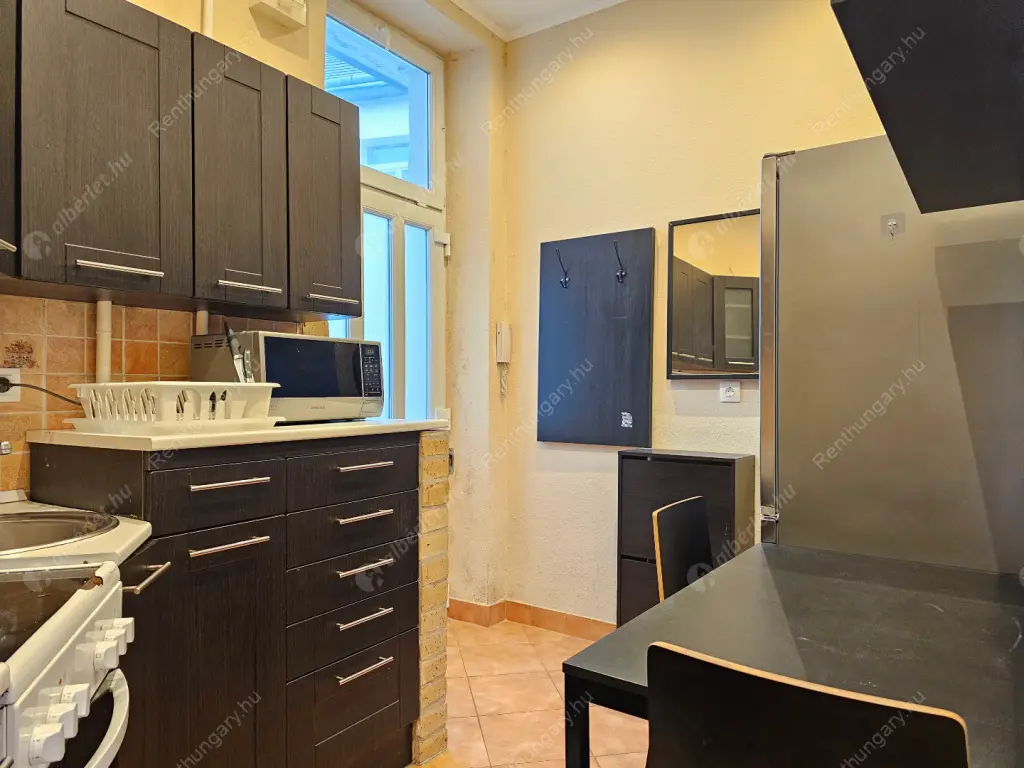 Kiadó albérlet 200000 Ft/hó áron: Budapest, XIII. kerület  Szent László út. Mérete: 35 nm, 1 szobás | Alberlet.hu - 6590069