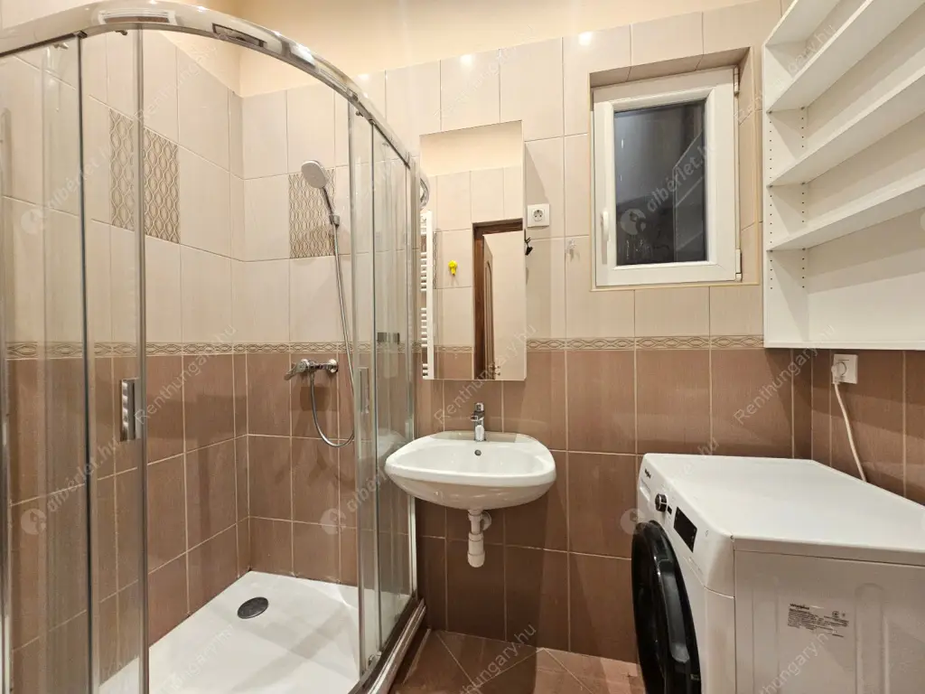 Kiadó albérlet 200000 Ft/hó áron: Budapest, XIII. kerület  Szent László út. Mérete: 35 nm, 1 szobás | Alberlet.hu - 6590071