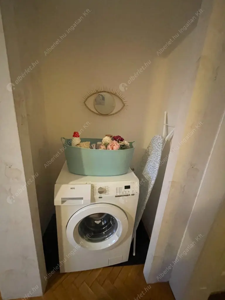 Kiadó albérlet 190000 Ft/hó áron: Budapest, XIII. kerület  Szent László út. Mérete: 40 nm, 1 szobás | Alberlet.hu - 6580800