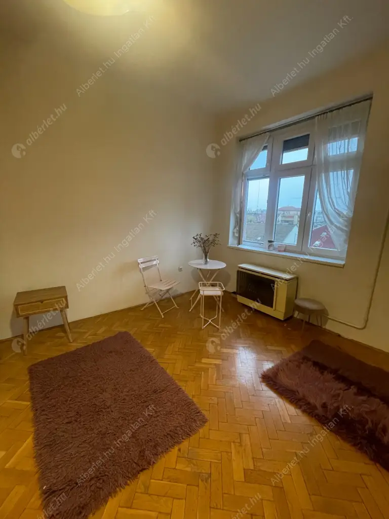 Kiadó albérlet 180000 Ft/hó áron: Budapest, XIII. kerület  Szent László út. Mérete: 40 nm, 1 szobás | Alberlet.hu - 6603753