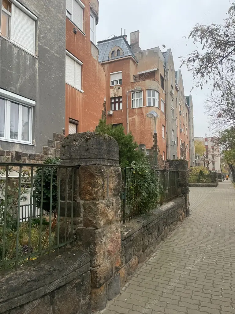 Kiadó albérlet 180000 Ft/hó áron: Budapest, XIII. kerület  Szent László út. Mérete: 40 nm, 1 szobás | Alberlet.hu - 6603758