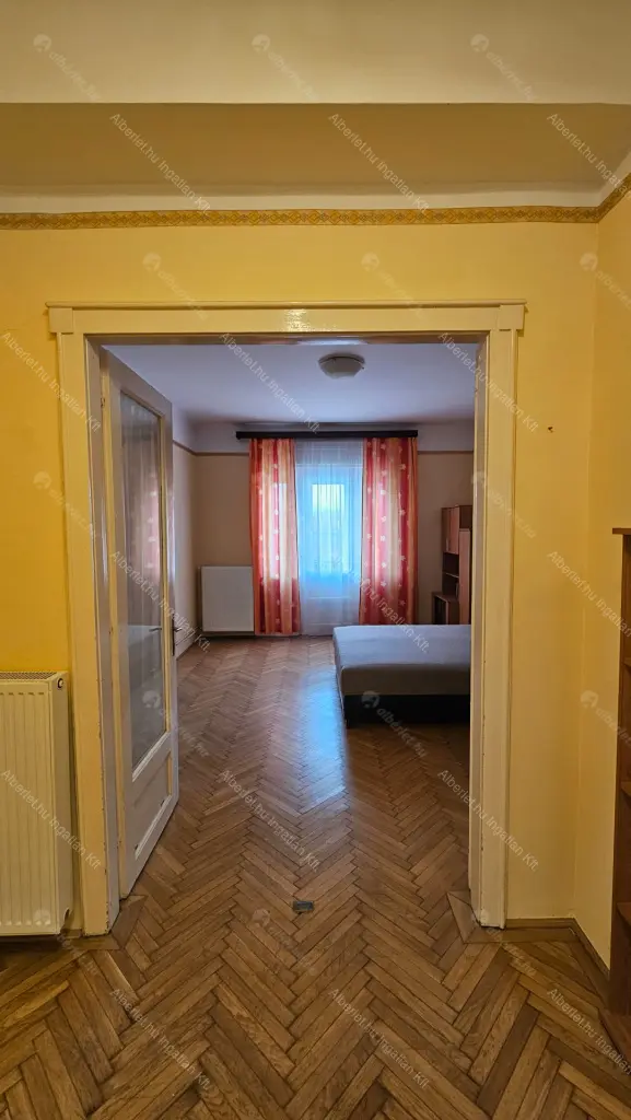 Kiadó albérlet 220000 Ft/hó áron: Budapest, XIII. kerület  Szent László út. Mérete: 40 nm, 1 szobás | Alberlet.hu - 6695625