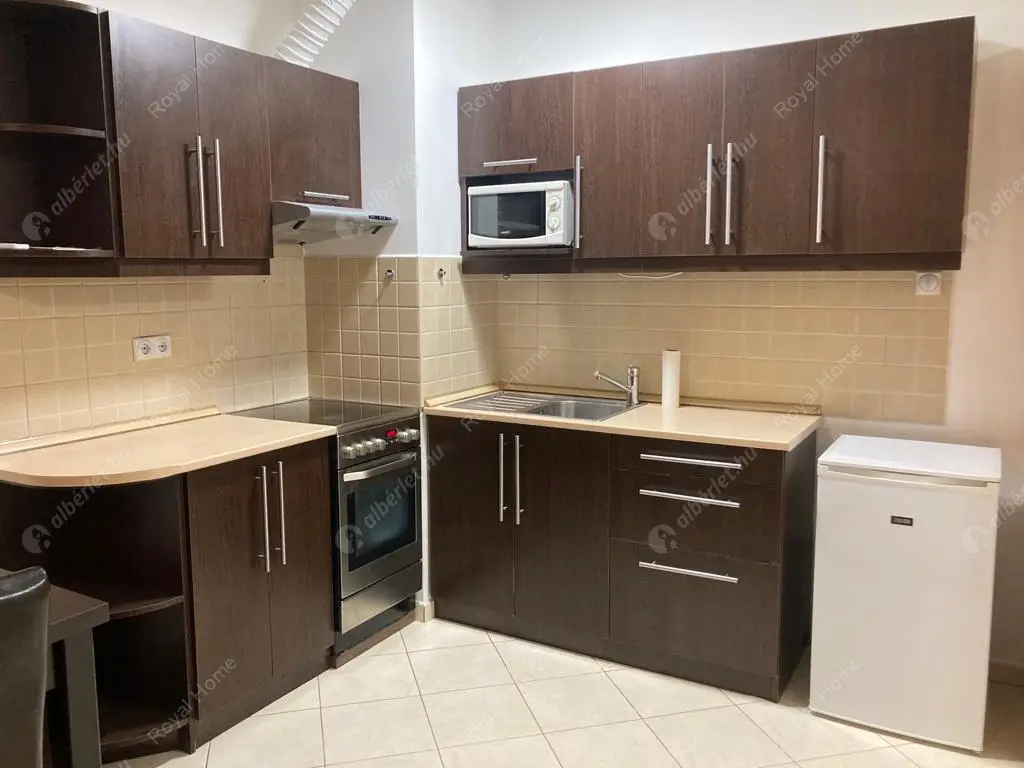 Kiadó albérlet 235000 Ft/hó áron: Budapest, XIII. kerület  Szent László út. Mérete: 45 nm, 1 szobás | Alberlet.hu - 6144381