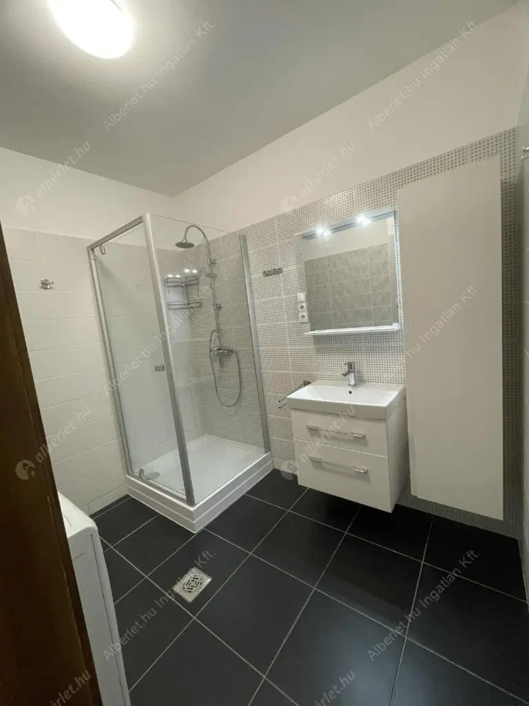 Kiadó albérlet 310000 Ft/hó áron: Budapest, XIII. kerület  Szent László út. Mérete: 69 nm, 2 szobás | Alberlet.hu - 6556562