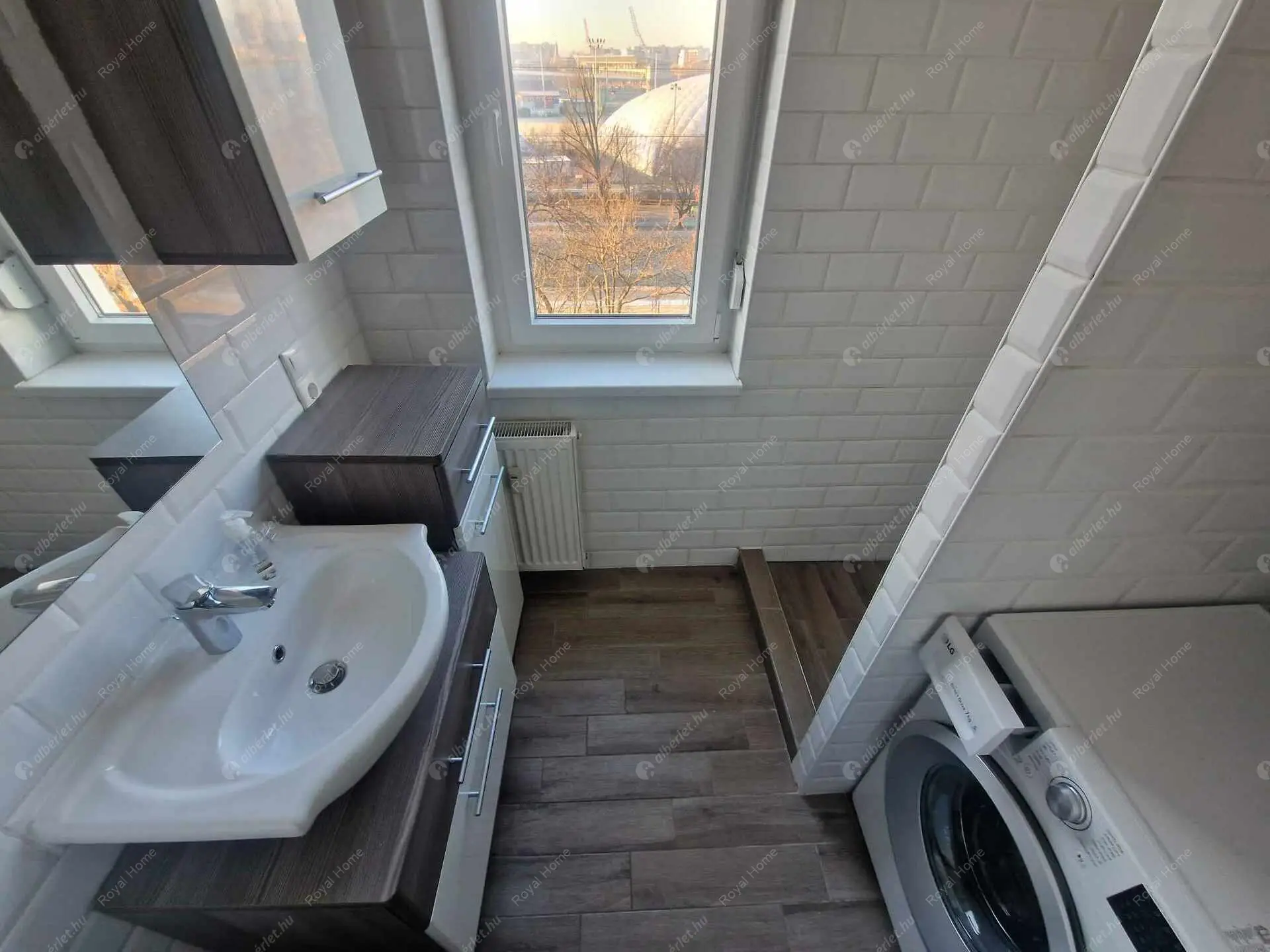 Kiadó albérlet 210000 Ft/hó áron: Budapest, XIII. kerület  Tahi utca. Mérete: 33 nm, 1 szobás | Alberlet.hu - 6165972